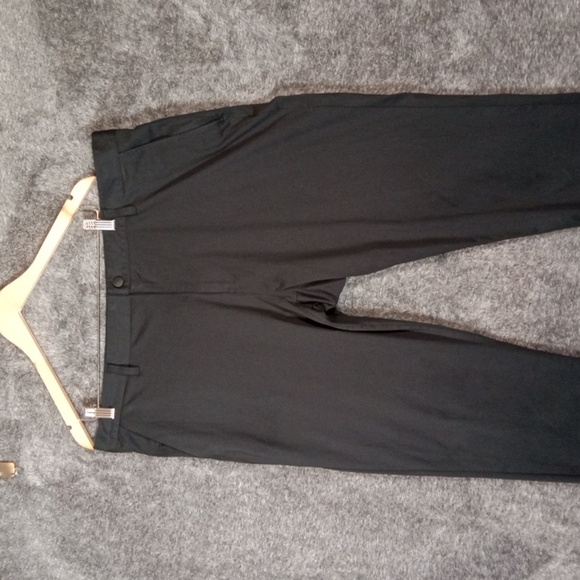 RHONE Commuter Slim Mens Pants Straight Leg Black Color Golf  Size 40 - Picture 2 of 10